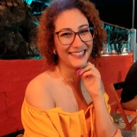 Priscila Barros