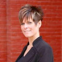 Traci Snell