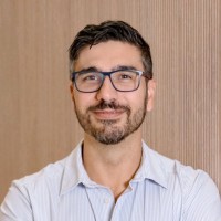 Héctor J. Martín Sampedro, EMBA