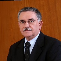 Salazar Luis