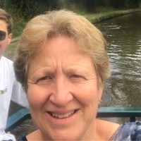 Viv Newbold