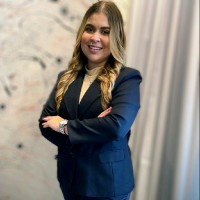 Ariana Oñate, BBA
