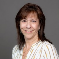 Suzanne Stone