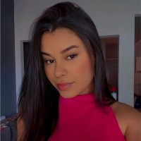 Nycolli Caroline