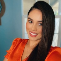 Amelia Cruz