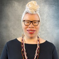 Crystal Grayson, Mpa