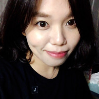 Niki J. Cui