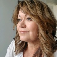 Stacey Robertson