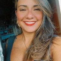 Tesla Guimarães Dias