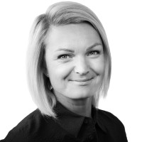 Laura Fogarasi Stål