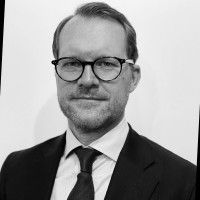 Dr. Marc Peters