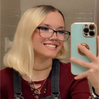 Kayla Mcnoldy