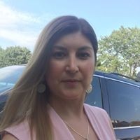 Mireya Flores