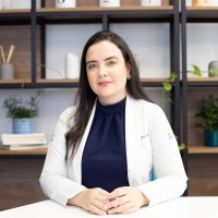 Karina de Lima Andrade Pereira