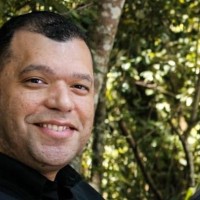 Carlos Roberto Dos Santos Pereira