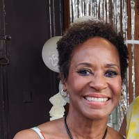 Valencia Scott Colombo