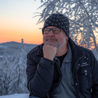 Tomas Wiklund