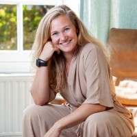 Liz Van Den Berg