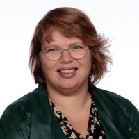 Esther Van Den Andel