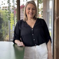 Flávia Coêlho Leite