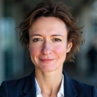 Julia Heinze