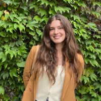 Claire Viccari