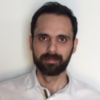 Yashar Omidi
