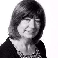 Dr Elizabeth Cripps