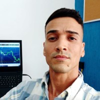 Davi Esquivel