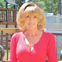 Linda Engle