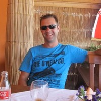 Ian Debaere