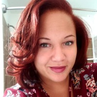 Lezlie white