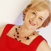 Sue Hind Woodward  FRSA, MA, MInstF(Cert)