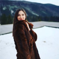 Ester Dobos