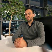 farzad latifi