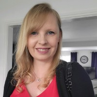 Laura Dickson
