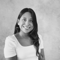 Karin Flores