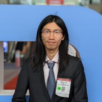 Yingjie (James) Hu, Eit