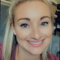 Melanie Zeeb