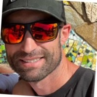 Nick Comaites