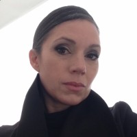 Oana Suteu Khintirian