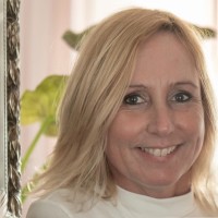 Esther Van Den Berg