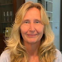 Janet Wolt