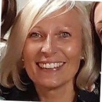 Anne Dewart