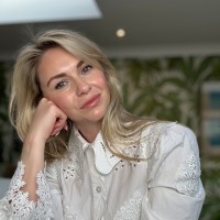 (Clem) Clementine Moriarty