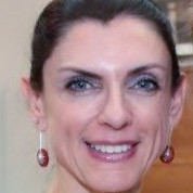 Ana Lucia Bittencourt Starepravo