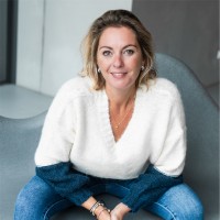 Mascha Van Deuren