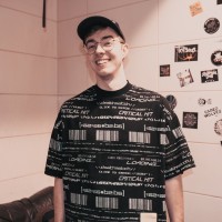 Lukas P.