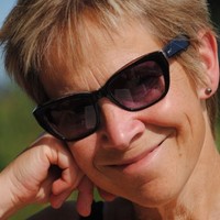 Marianne Menzer