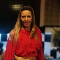 Suzanne Day